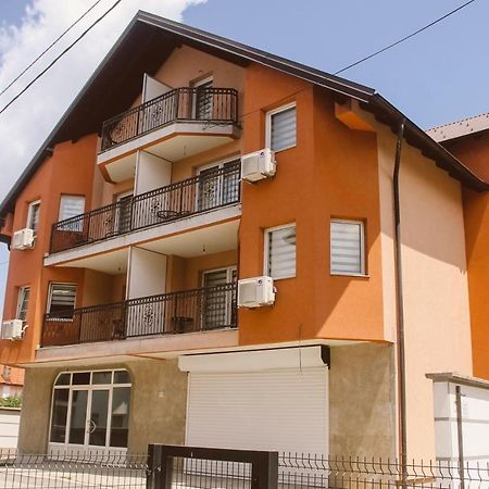 サラエヴォ Golden Houseヴィラ エクステリア 写真
